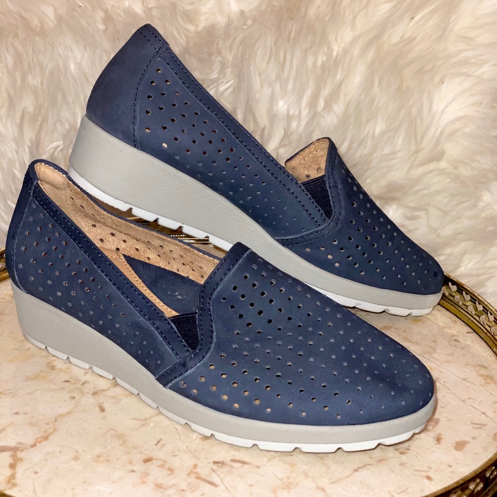 Earth comfort shoes Juniper